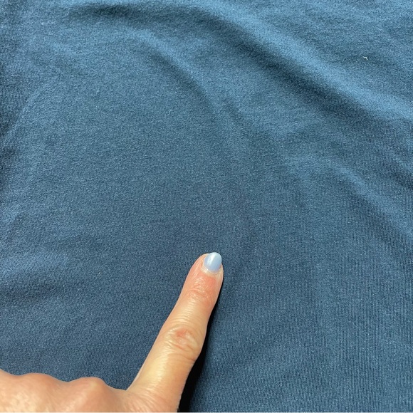 Vineyard Vines Christmas / Happy Holidays Long Sleeve Shirt Size Medium (12-14) - Picture 4 of 9